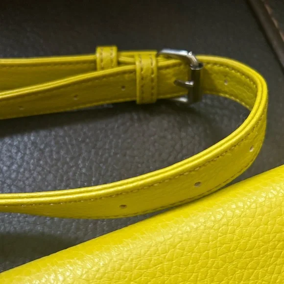 New York &. Co. Yellow Belted Fanny Pack - Picture 2 of 13